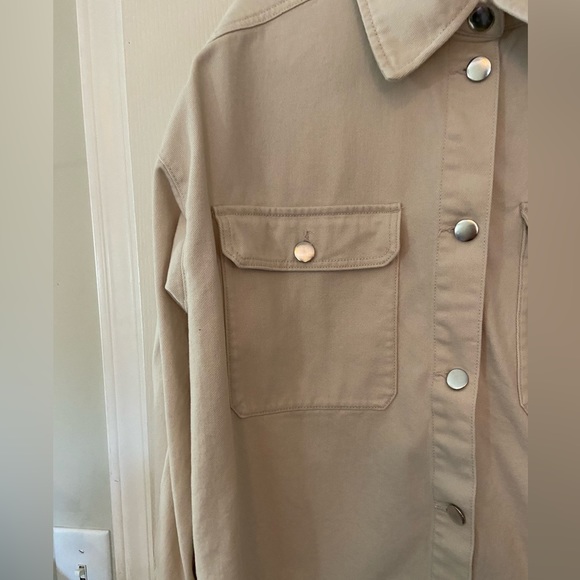 H&M Cream Shacket - Picture 3 of 9